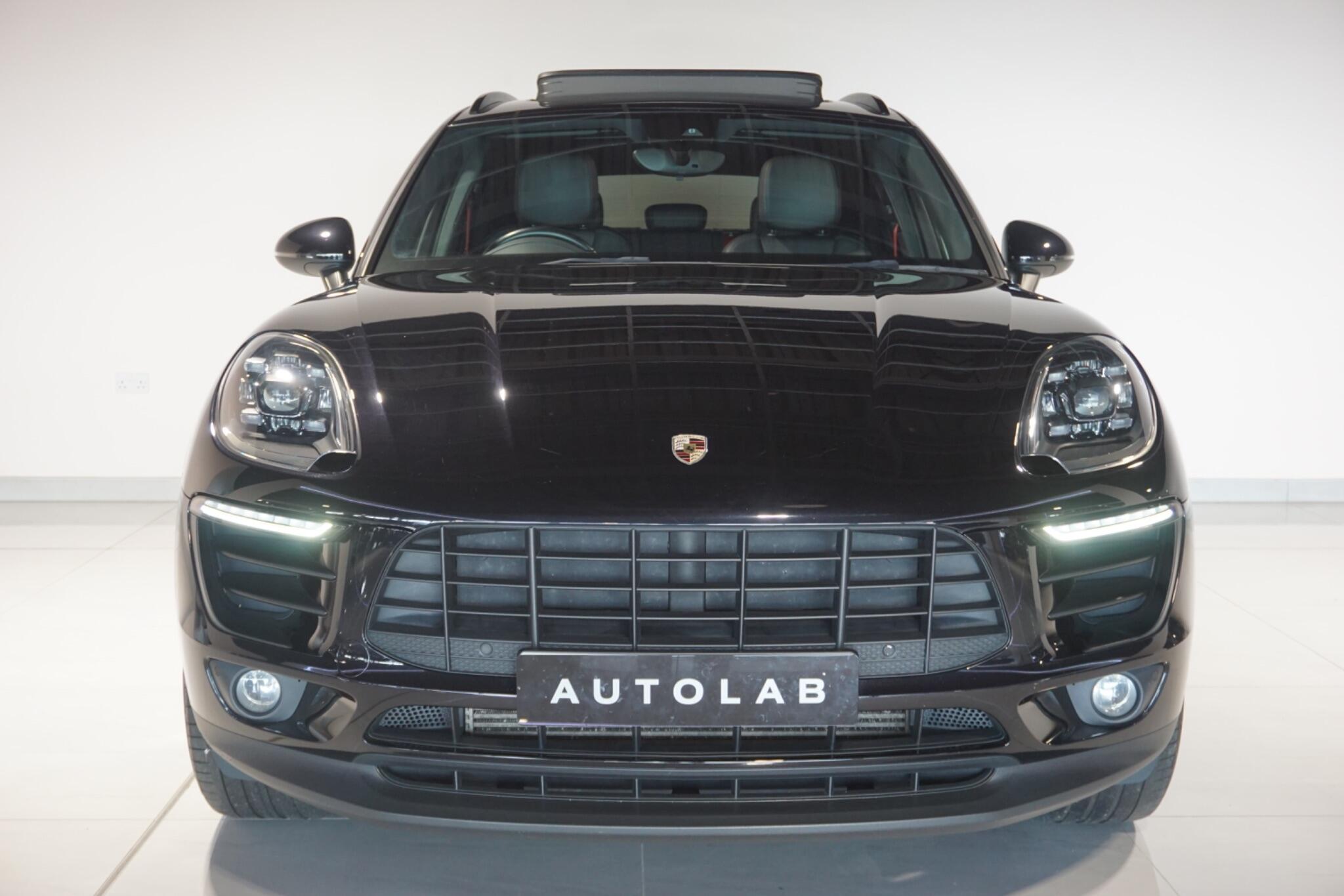 Porsche Macan 2.0T SUV 5dr Petrol PDK 4WD Euro 6 (s/s) (252 ps)